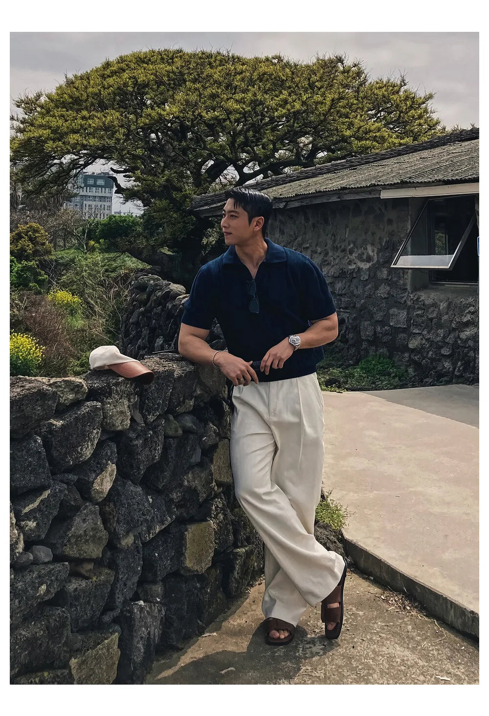 Men's Clothing Luxury Korean Popular Hollow Out Polo Shirt Leisure V Neck Short Sleeve Solid Color Retro Streetwear Knitwear