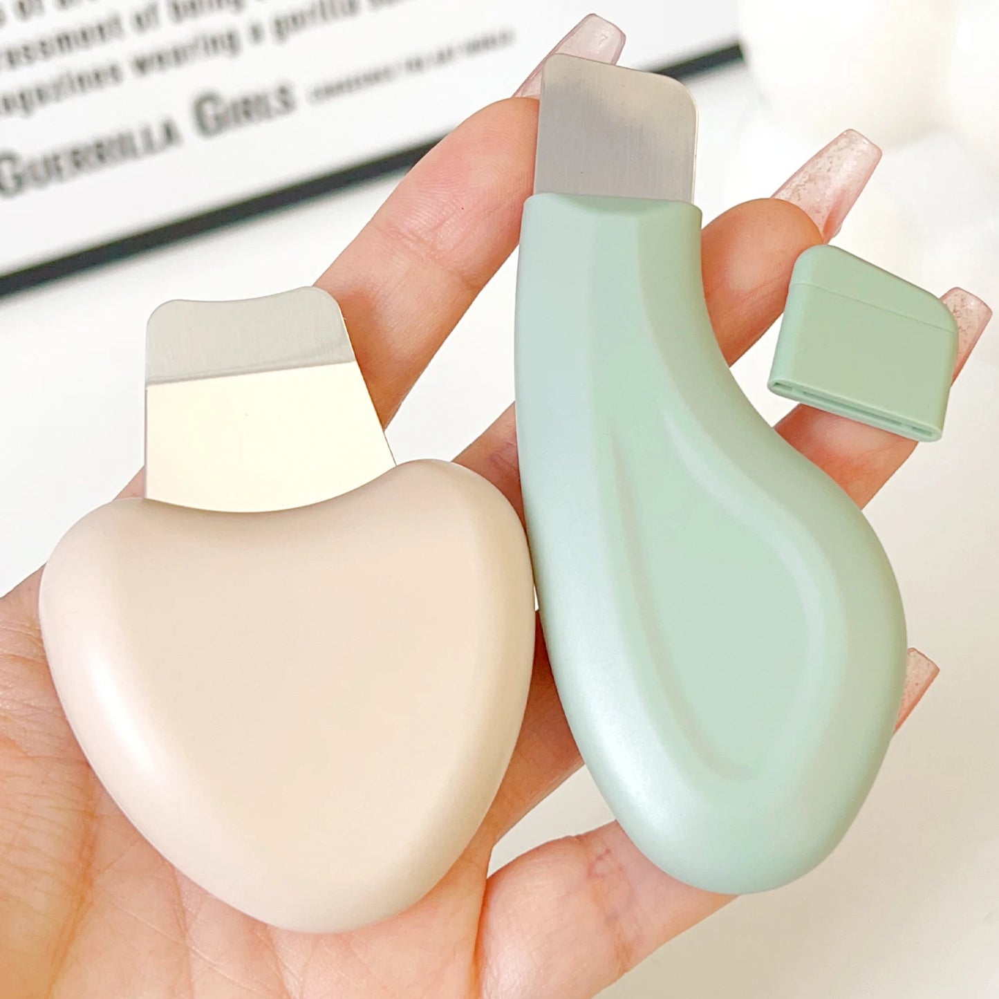 Mini Skin Scrubber Face Spatula Portable Facial Skin Exfoliator Scraper Blackhead Remover Pore Shovel Facial Deep Cleansing Tool