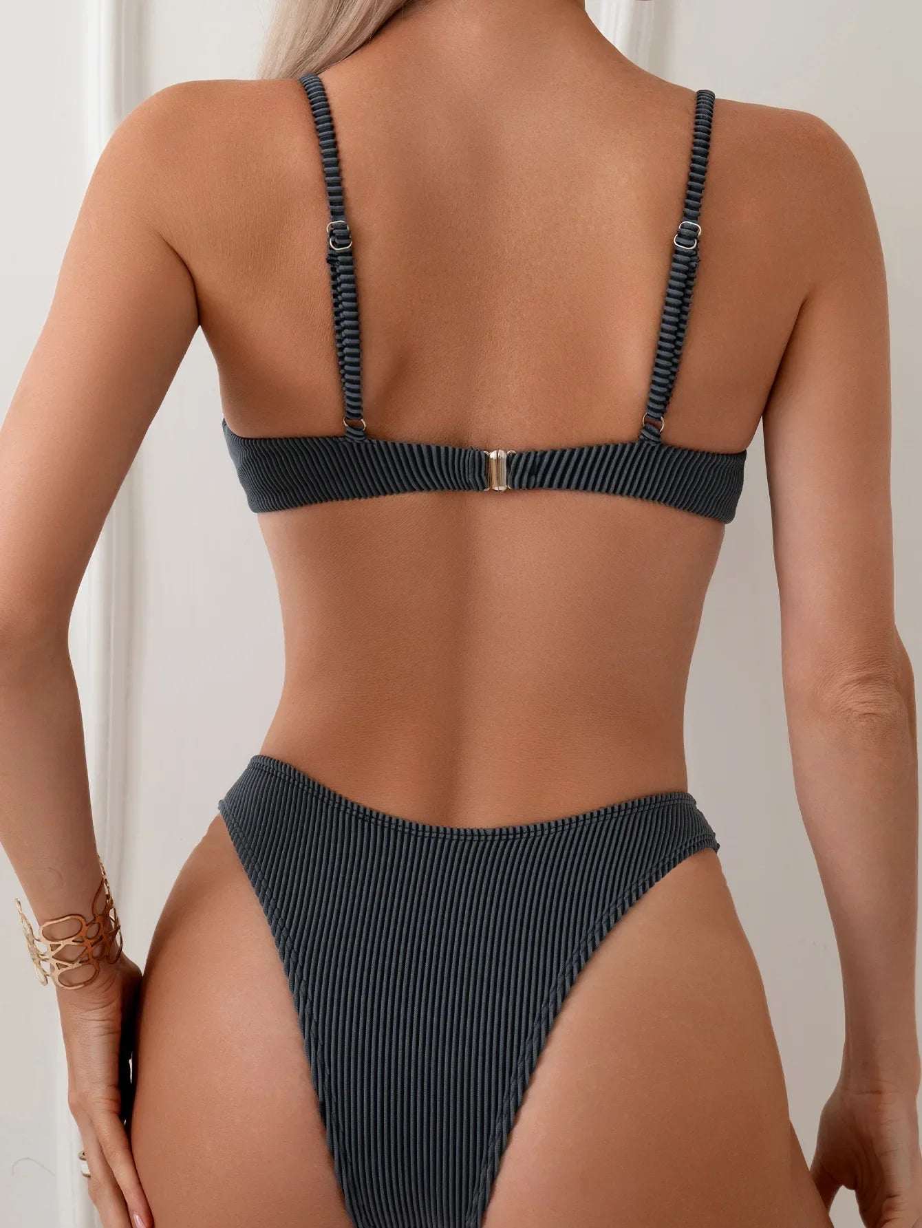2024 New Women's Underwire Bikini Set,solid Color 2-piece Pit Striped Swimsuit,Fashion Sexy V-neck Bathing Suit with Chest Pad