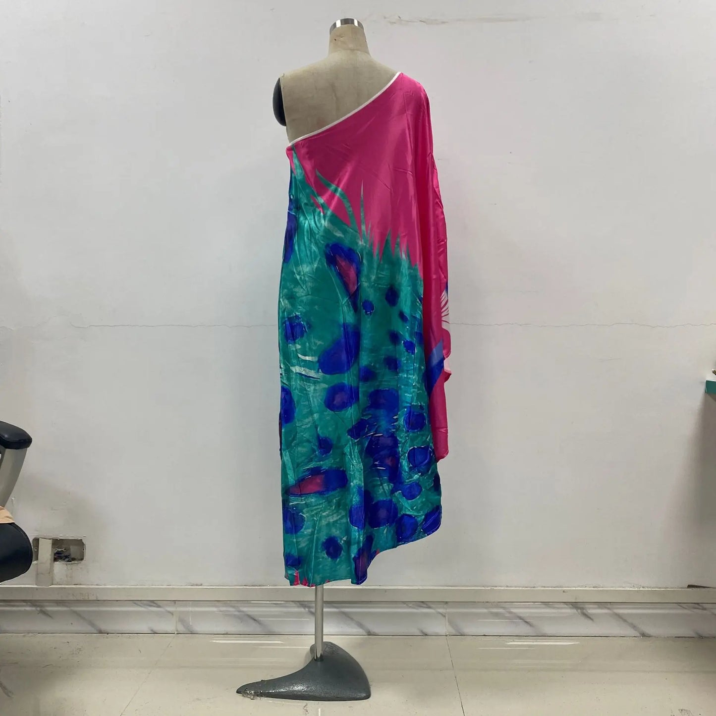 Color Butterfly Print One Shoulder Sleeve Dresses Women Sexy Off Shoulder Loose Beach Vacation Irregular Long Dress Streetwear