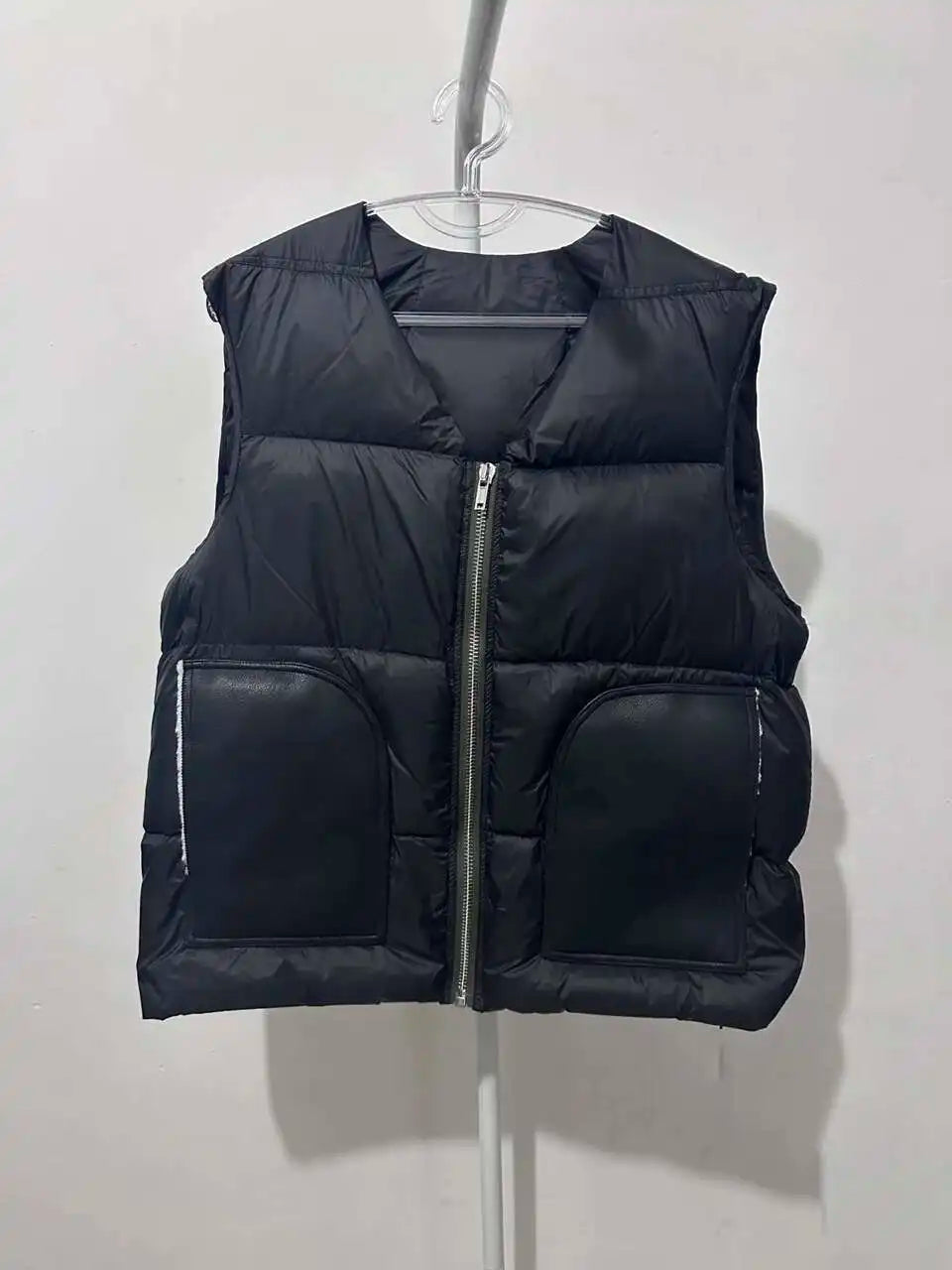 HKSH Autumn Winter Men's Tide Dark V-neck Cotton Jacket Women Splice Fur Patchwork Sleeveless Vest Zipper Chic Down Coats HK2466