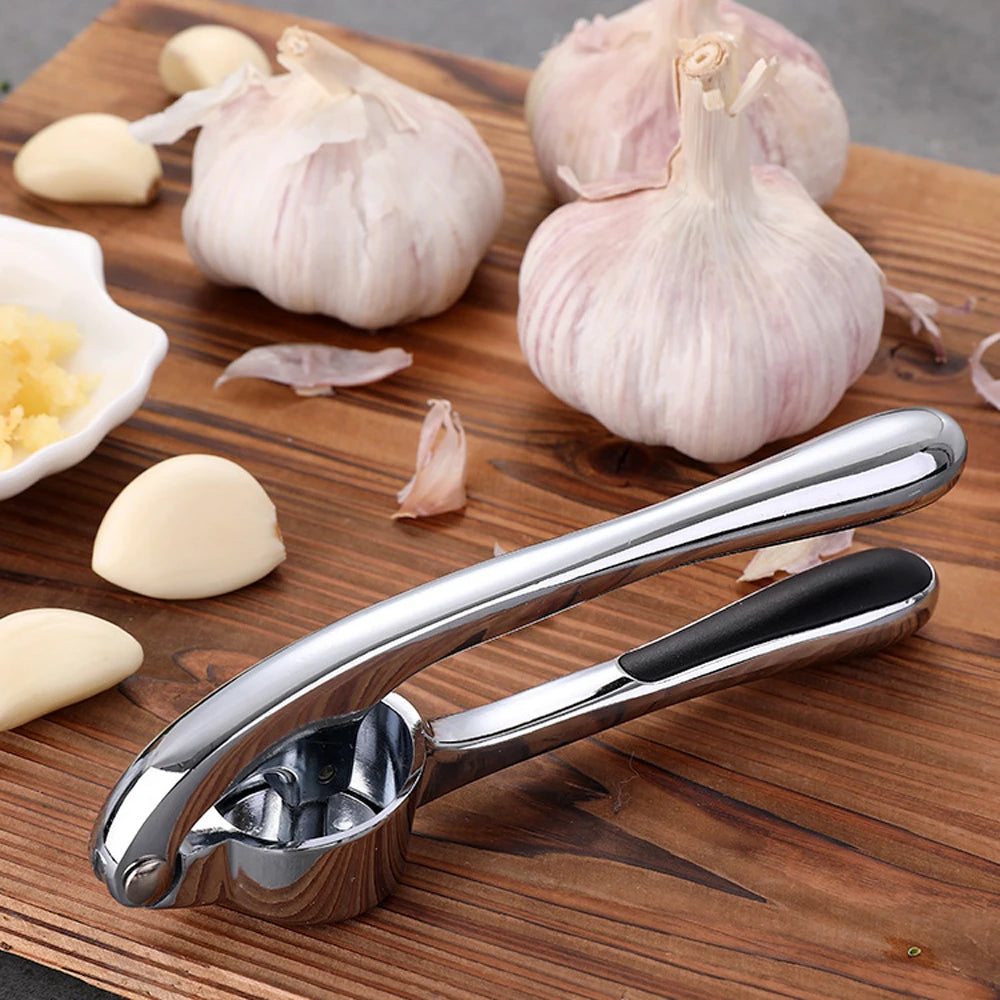 Zinc Alloy Garlic Presser Ginger Crusher Handheld Device Metal Mincer Squeezer Chopper Vegetables Masher Practical Kitchen Tools