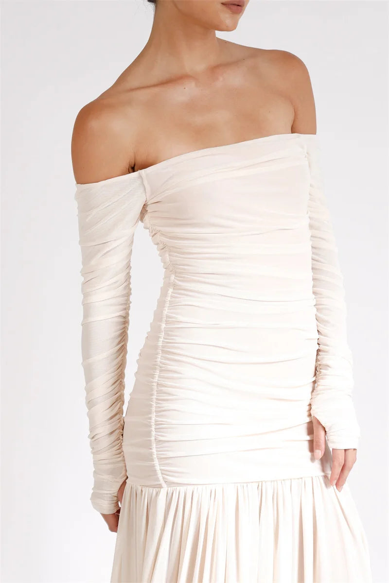 Mozision Off-shoulder Strapless Sexy Maxi Dress Women Summer New Patchwork Backless Long Sleeve Pleated Long Dress Elegant