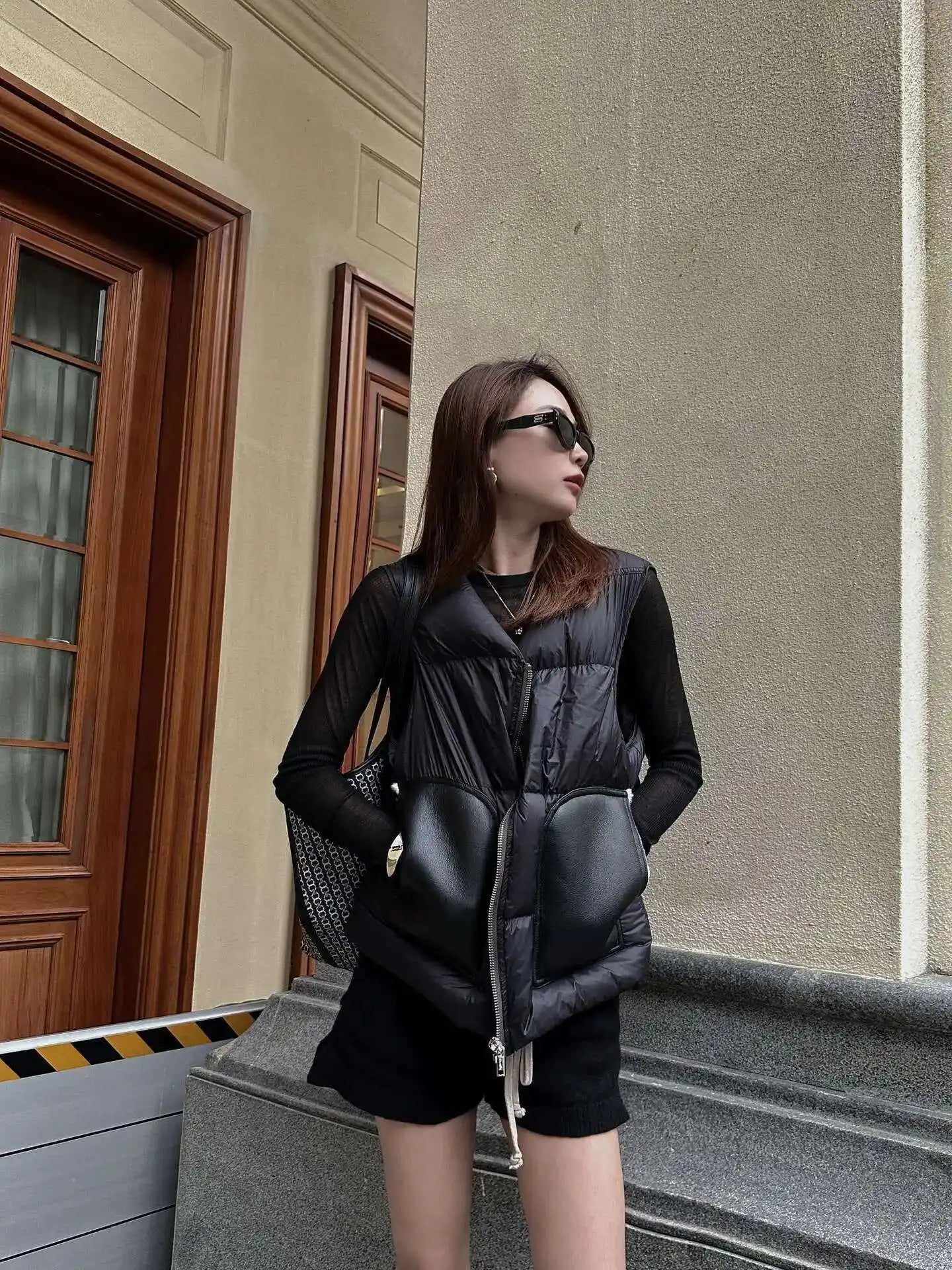 HKSH Autumn Winter Men's Tide Dark V-neck Cotton Jacket Women Splice Fur Patchwork Sleeveless Vest Zipper Chic Down Coats HK2466