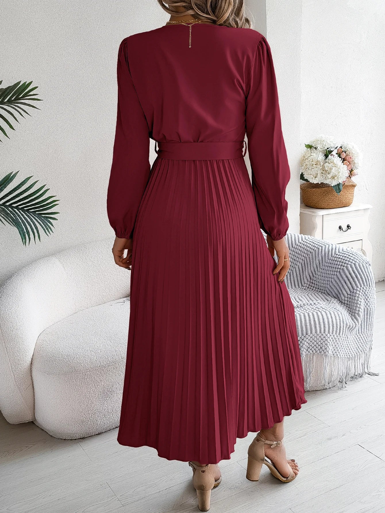 Autumn Winter Elegant V-Neck Button Belt Long Sleeved Solid Color Pleated Long Dress For Women Dresses