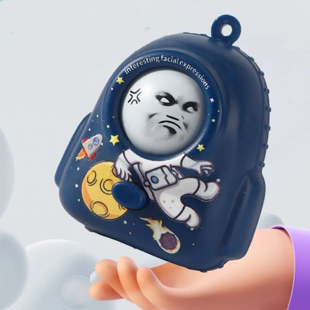 4 Facial Face Changing Pendant DIY Crafts Backpack Shape Face Changing Toy with Keychain Mini Cartoon Doll Keychain