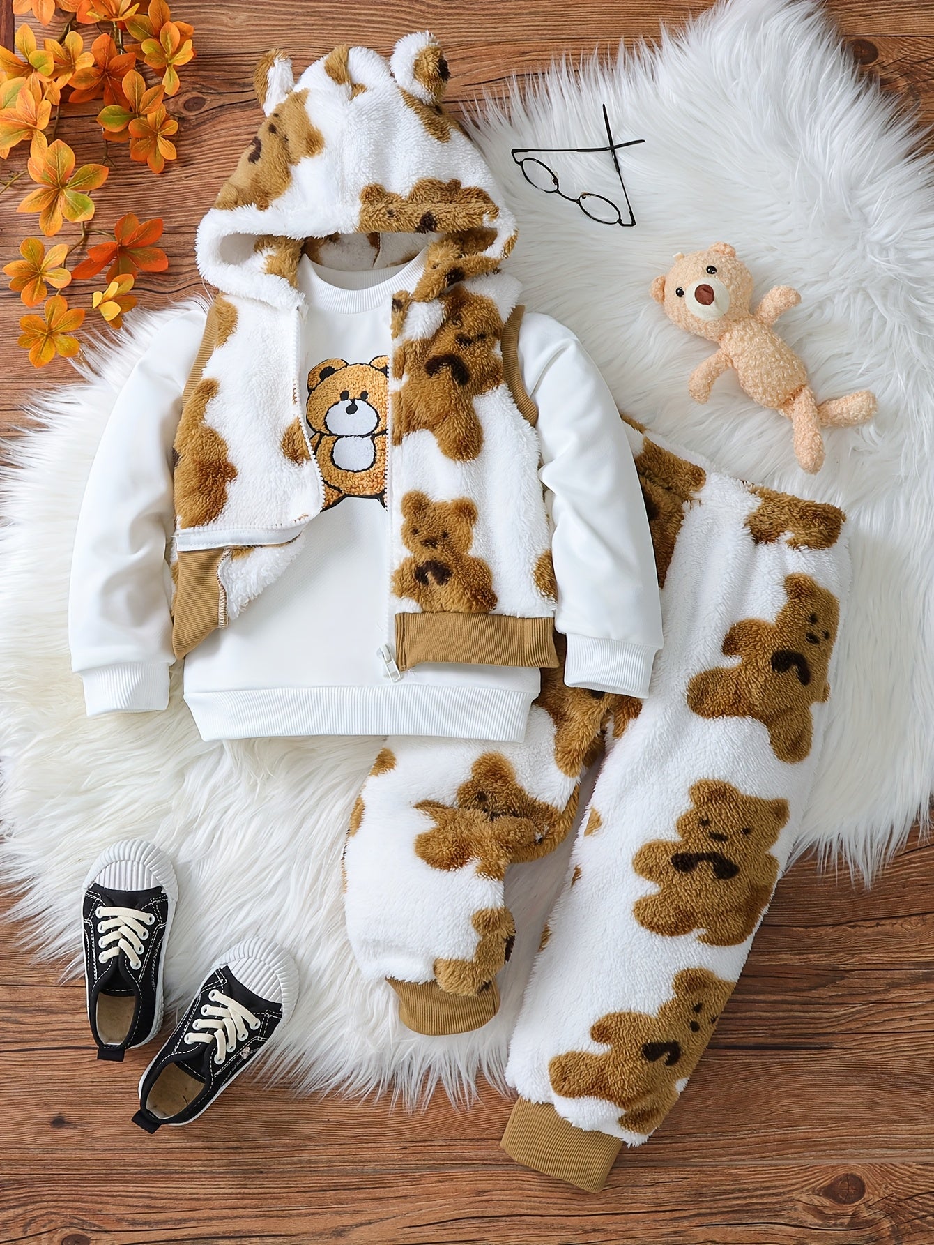 3pcs Boys' Baby Autumn Winter Solid Color Round Neck Teddy Bear Graphic Long Sleeve and Warm Double-Sided Fleece Bear Print Hooded Zipper Jacket and Plush Pants Casual Daily Set, for Outdoor