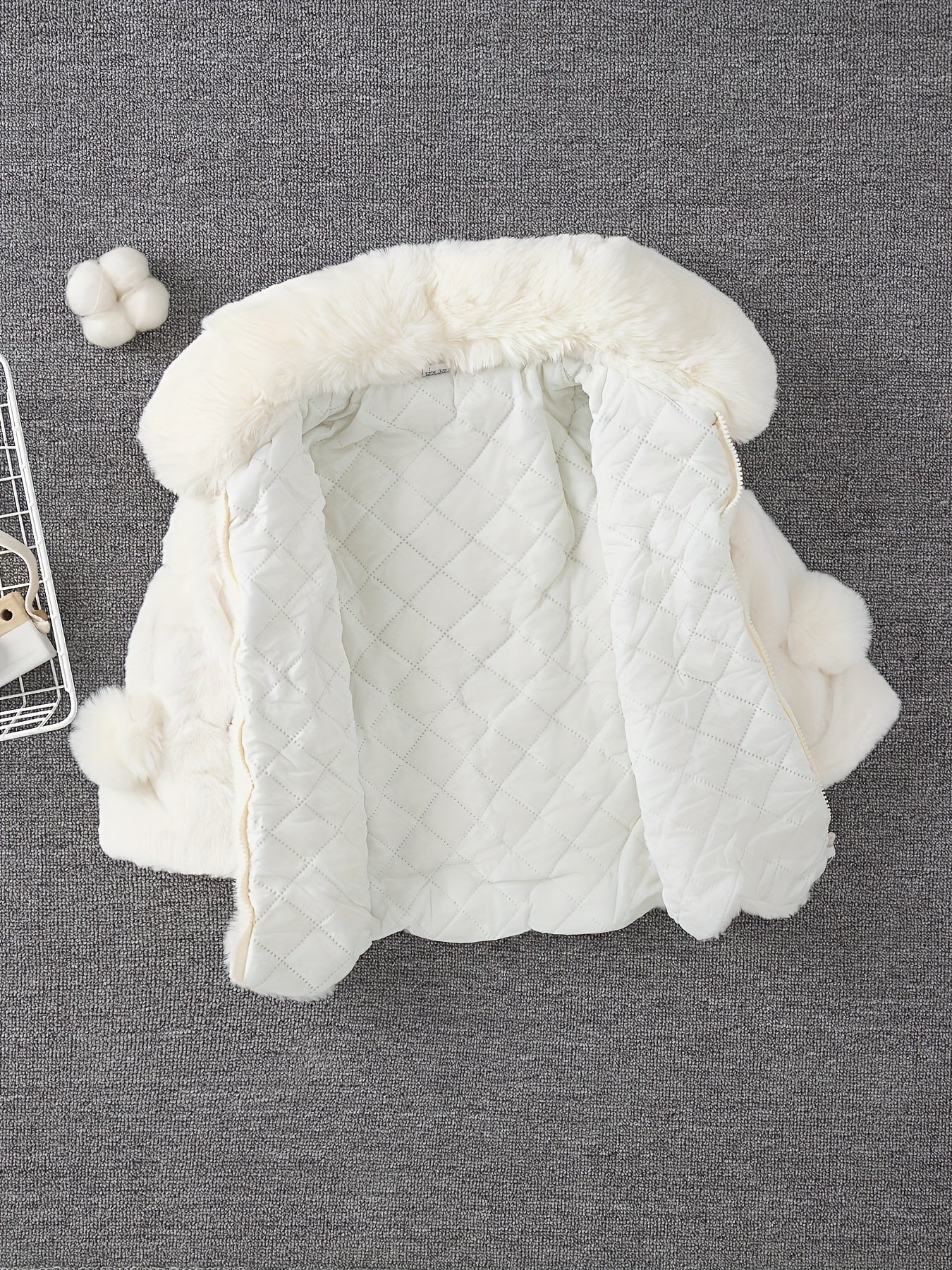 Girls' Autumn and Winter Fashion Thickened Warm Fleece Jacket with Soft Lining - Thick Warm Full Zipper Jacket, Machine Washable Fleece Fabric Comfortable Winter Girls' Outerwear, Suitable for Daily and Formal Wear, Perfect Choice for Cold Weather, Styli