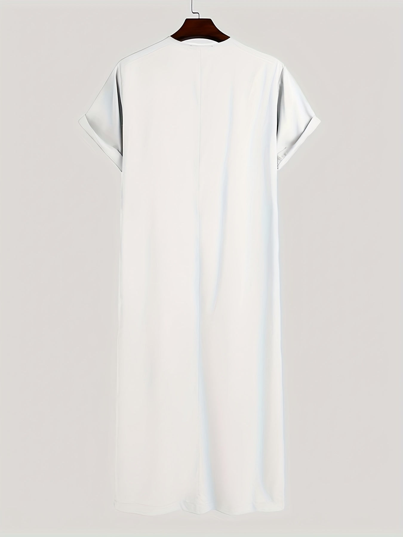 Ramadan Thobe - Exclusively Designed for Men, Long Sleeve Elegant Robe, Traditional Abaya Dress, Comfortable Clothing, Inspired by Saudi Arabic Culture, Jubba and Dishdasha Style, Perfect for Ramadan Celebrations