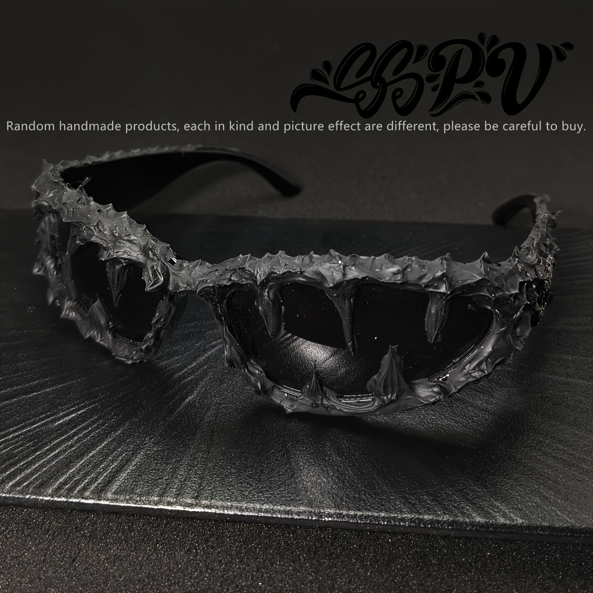 Avant-Garde American-Style Personality Glasses with Dark Aesthetic Resin Decorations (Random Handmade Products, Each Pair Differs from The Images, Please Purchase with Caution If You Mind).